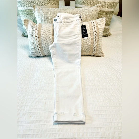 🤍American Eagle White Super Stretch Raw Hem Cropped Jeggings/Jeans NWT, Size 8 - Picture 13 of 16